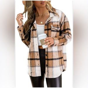 AUTOMET Women’s Casual Plaid Oversized Shacked Button Down Size Small